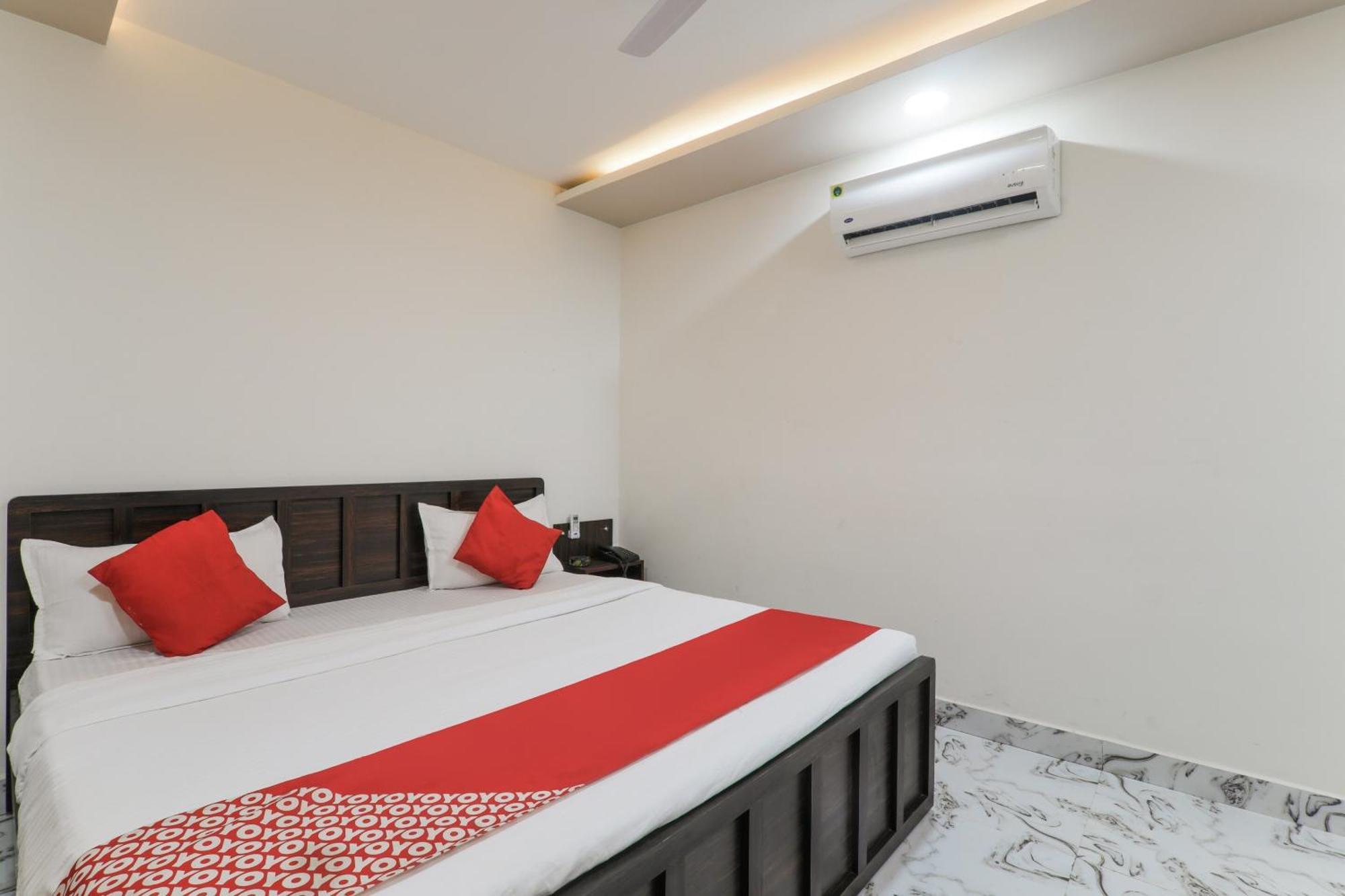 Hotel O Aastha Near Chaudhary Charan Singh International Airport Bijnaur Екстер'єр фото